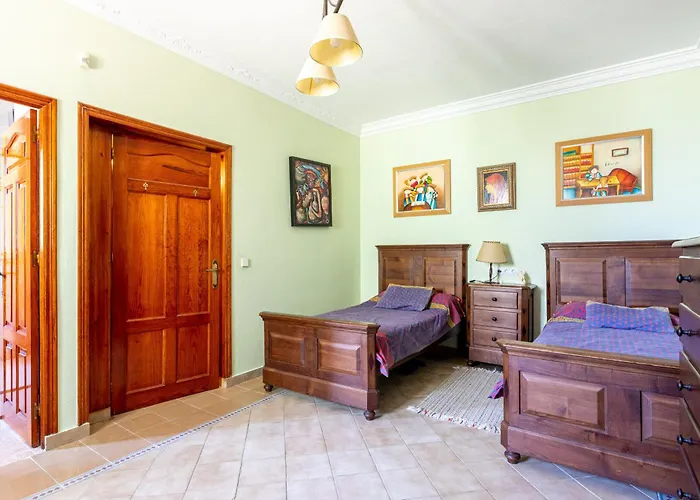 Edomus Luxury Villa